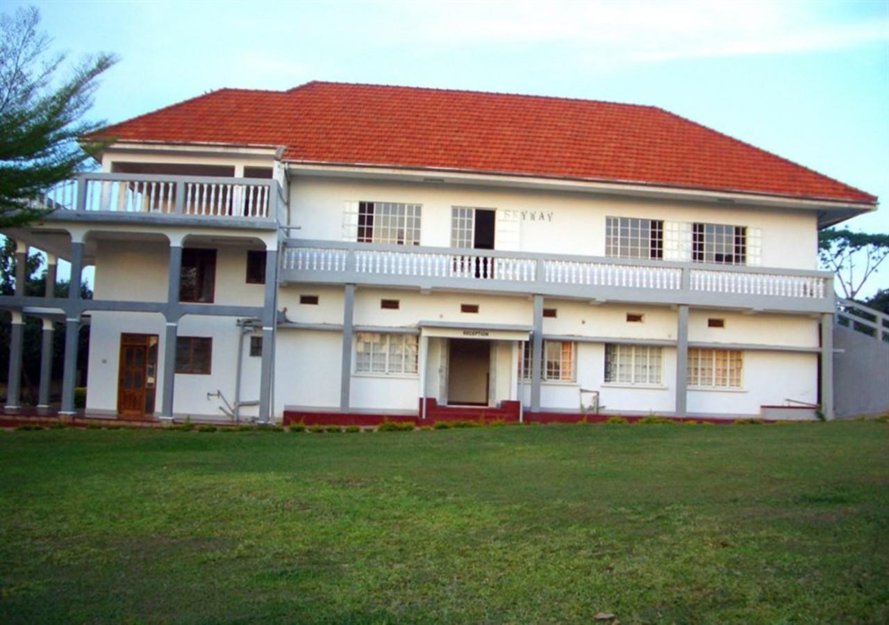 Skyway Hotel Entebbe Luaran gambar